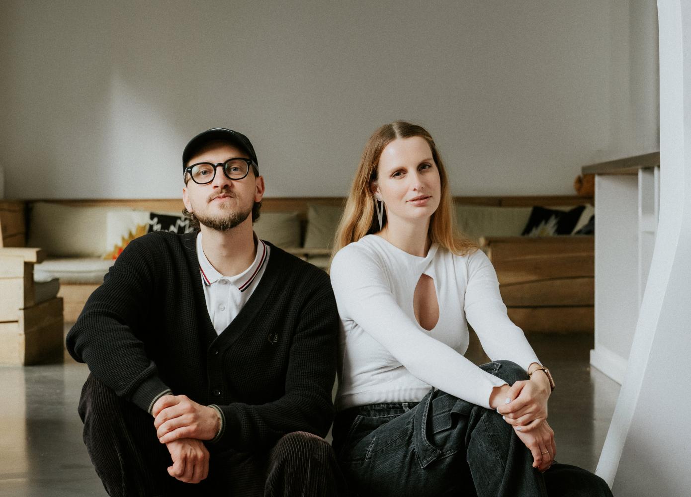Portrait vonLina Burghausen & Alex Barbian