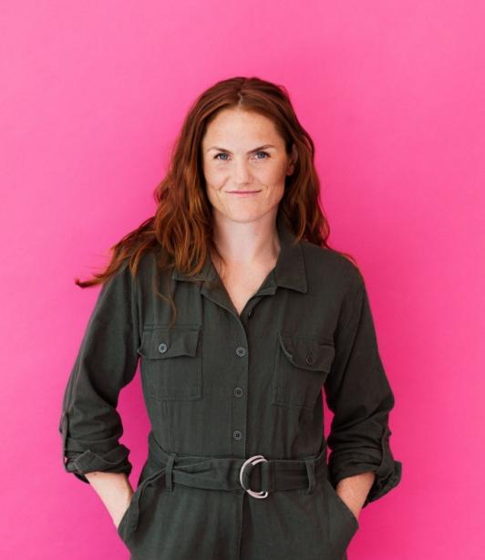 Portrait Cesy Leonard