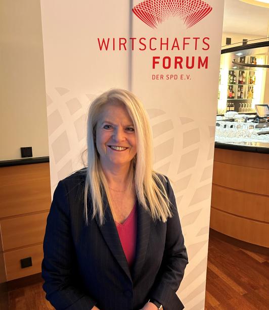 Portrait Barbara Loth Portrait Barbara Loth