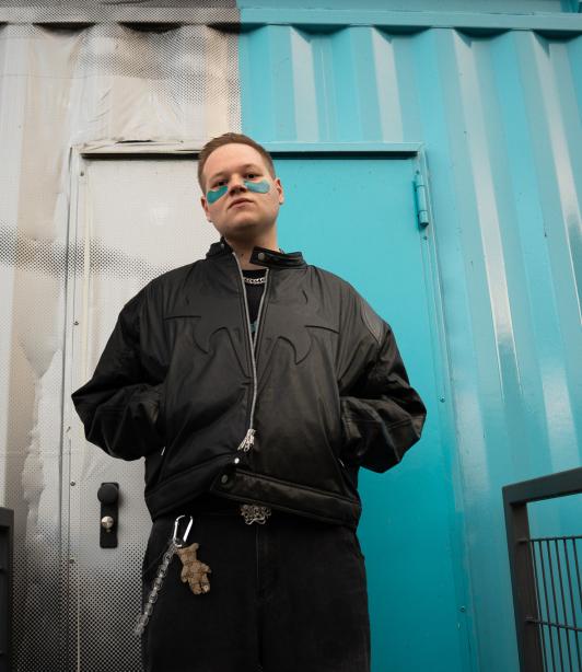 Portrait Sly Alone Portrait Sly Alone