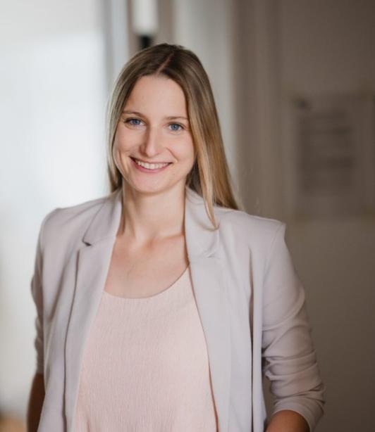 Portrait Josephine Ballon Portrait Josephine Ballon