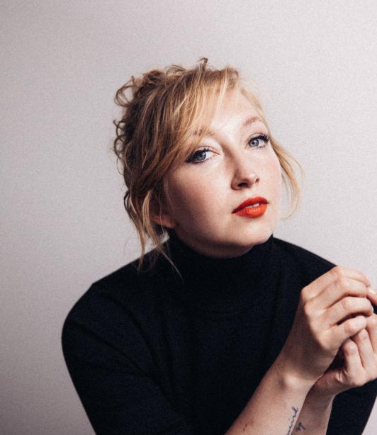 Portrait Nina Miu Graf