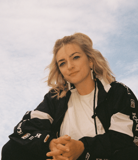 Josi Miller © Porli Parker