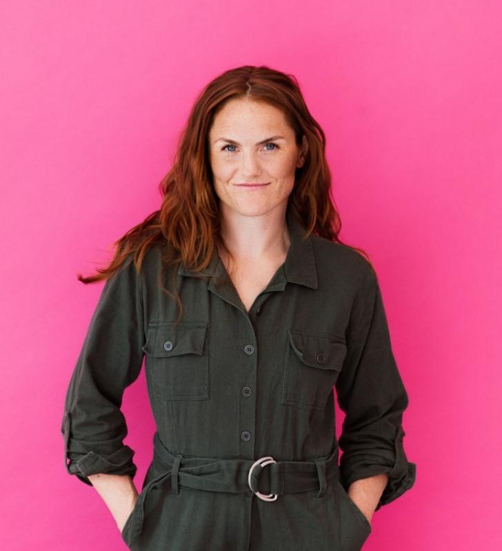 Portrait Cesy Leonard