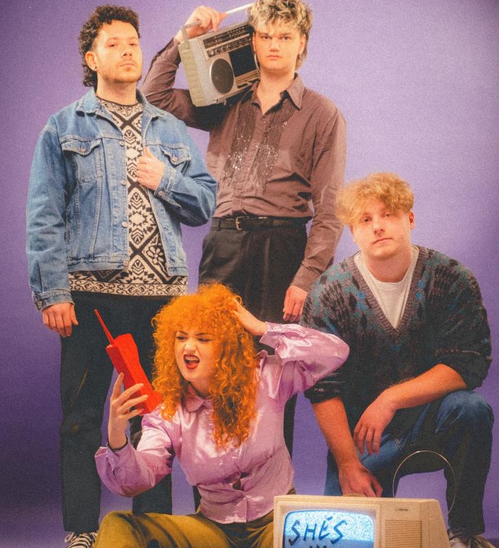 Portrait She's in Parties