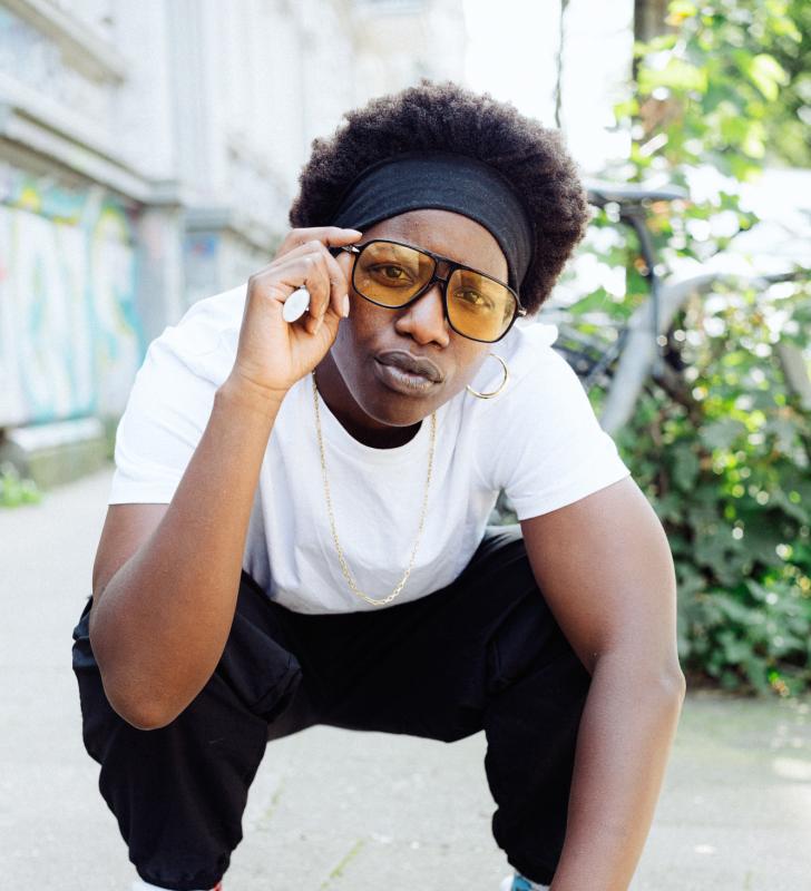 Portrait Die P Portrait Die P