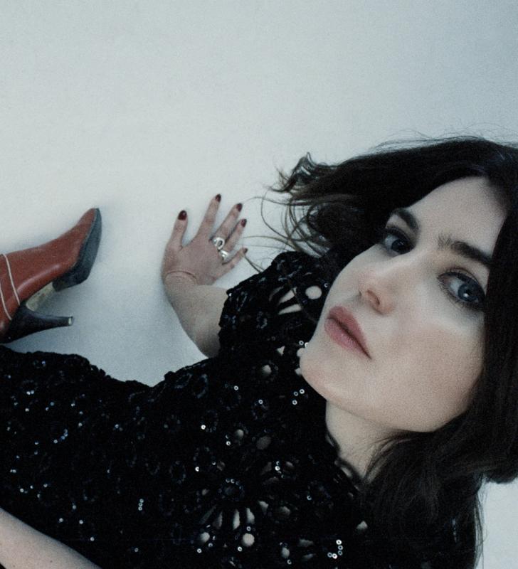 Portrait Laura-Mary Carter Portrait Laura-Mary Carter