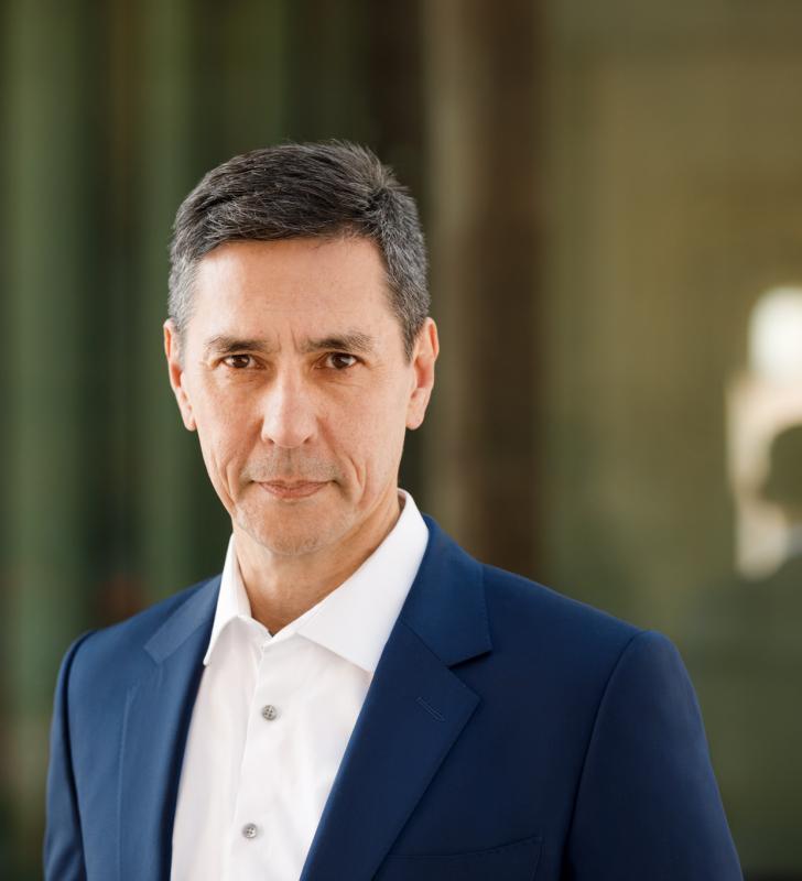 Portrait Mark Chung Portrait Mark Chung