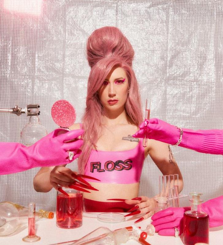 Portrait FLOSS Portrait FLOSS