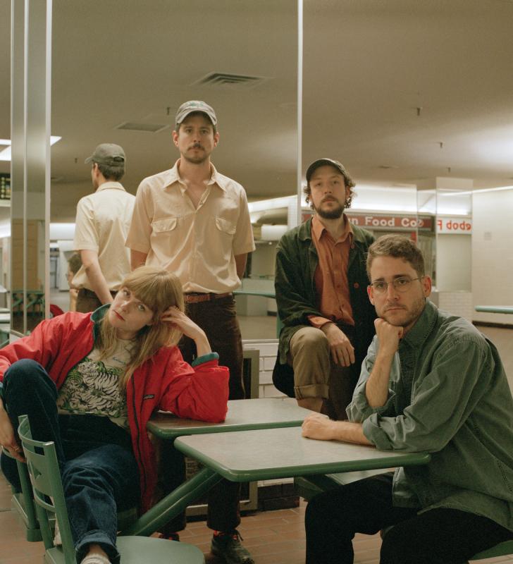 Portrait No Frills Portrait No Frills