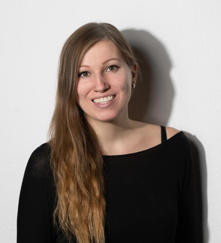 Ariane Petschow Camille Blake