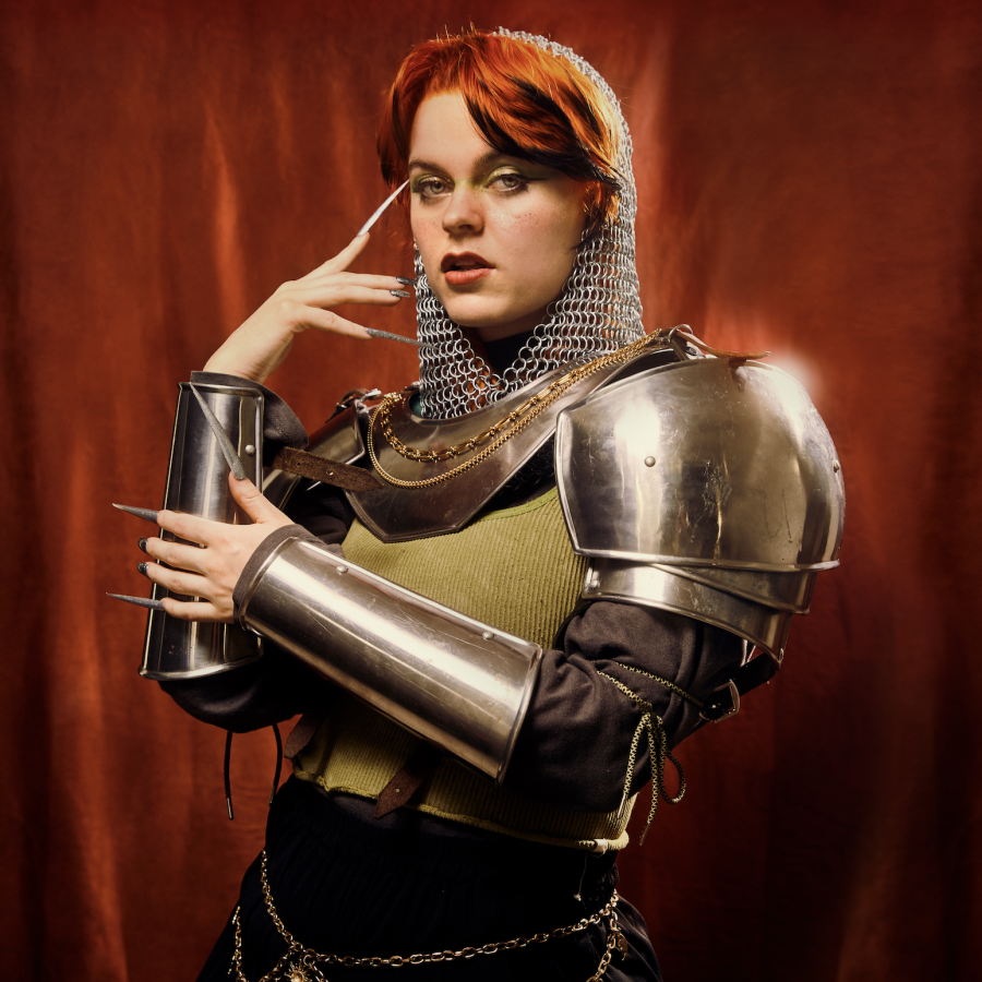 Portrait Ellie Dixon