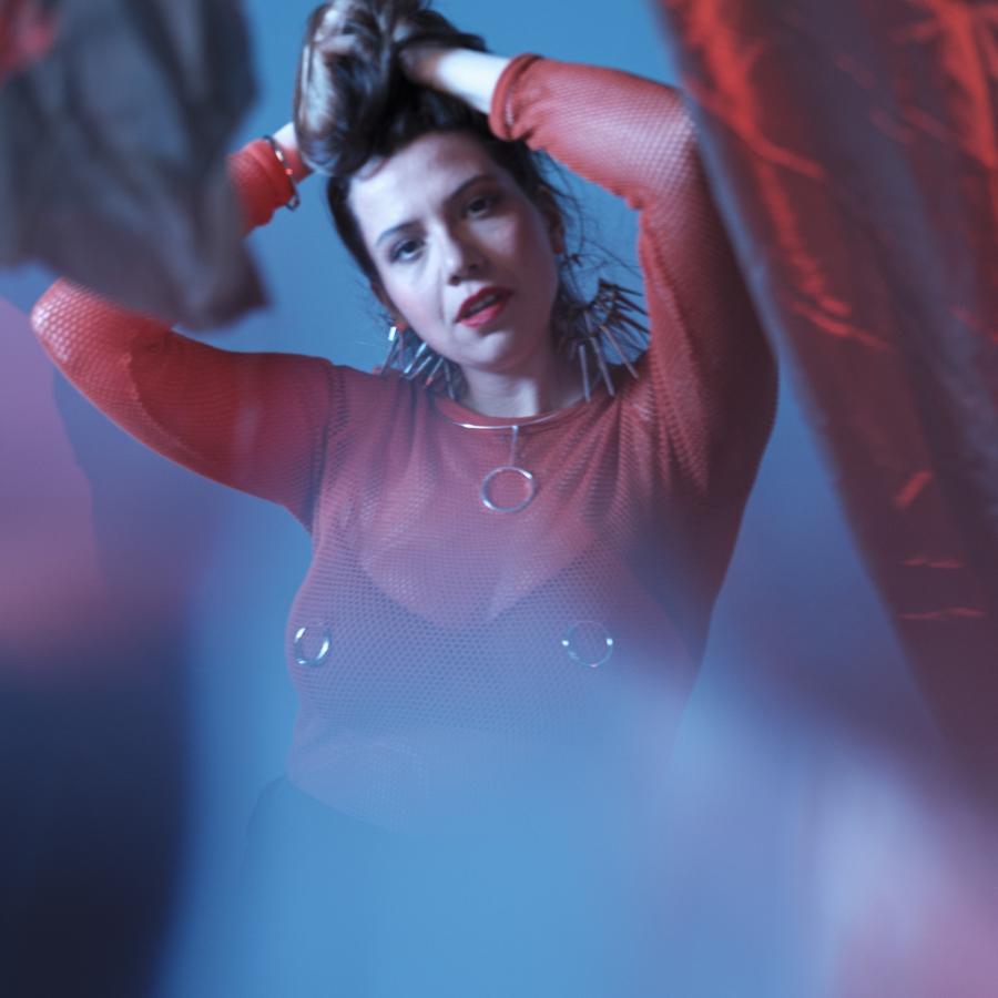 Portrait GINA ÉTÉ Portrait GINA ÉTÉ