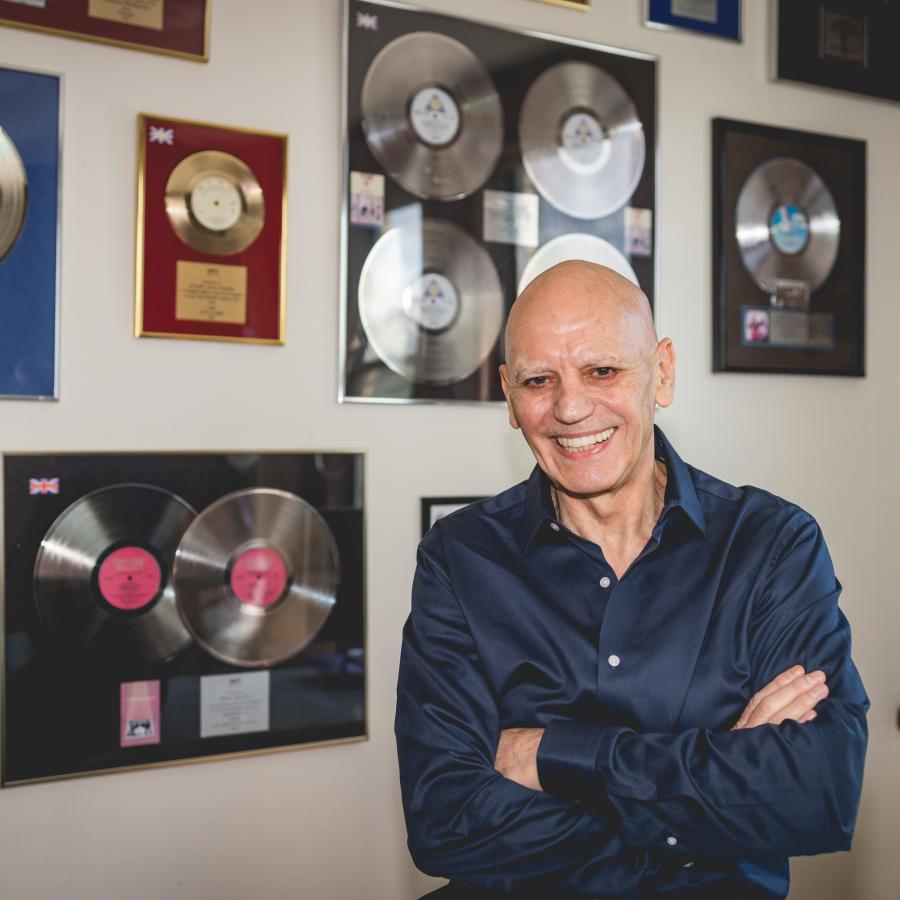 Portrait Dr. Richard James Burgess