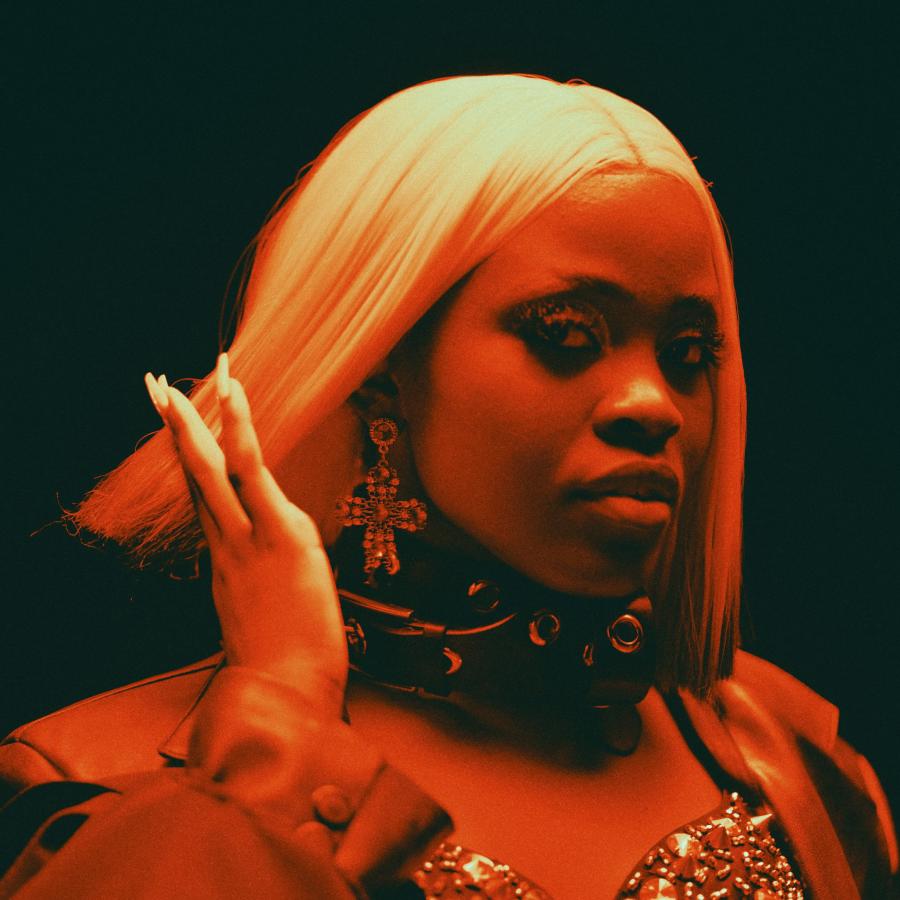 Elsy Wameyo © Holyziner