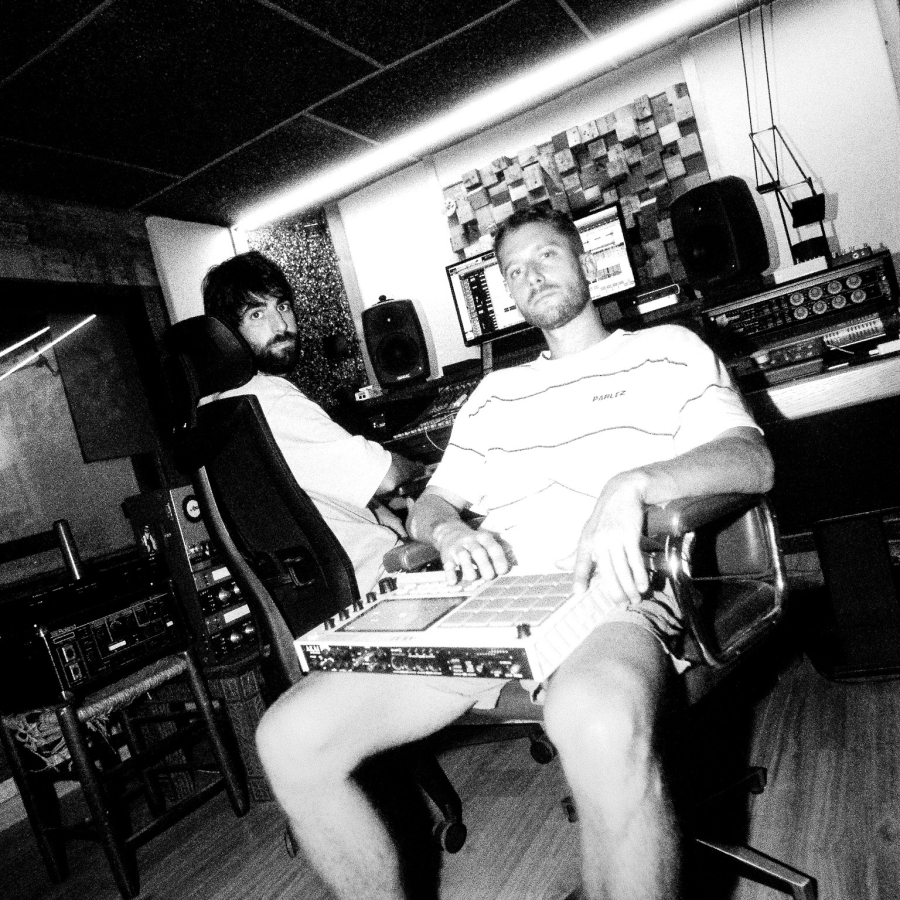 b1n0 Porträt von b1n0