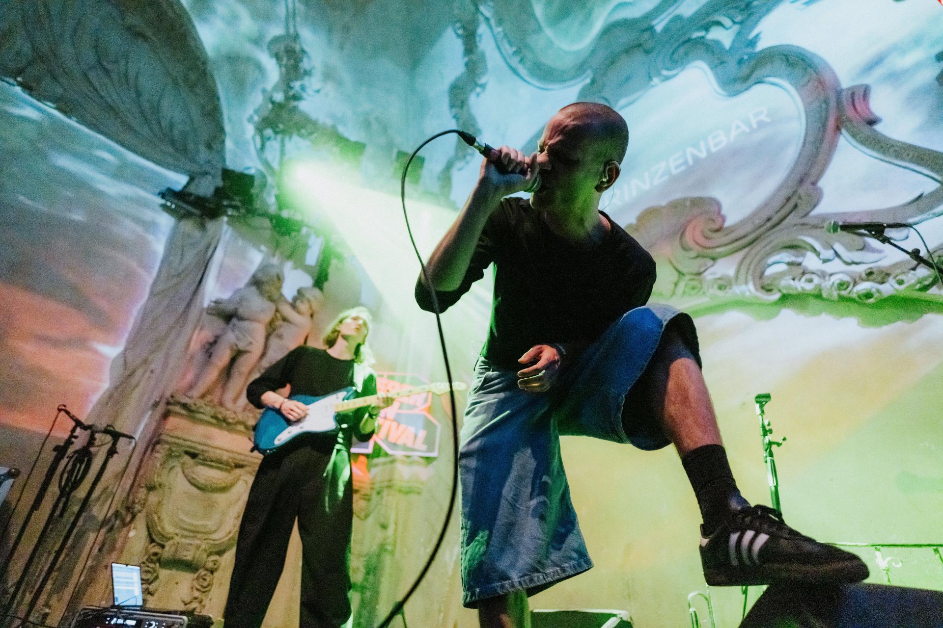 Portrait von Tape Head and Noni