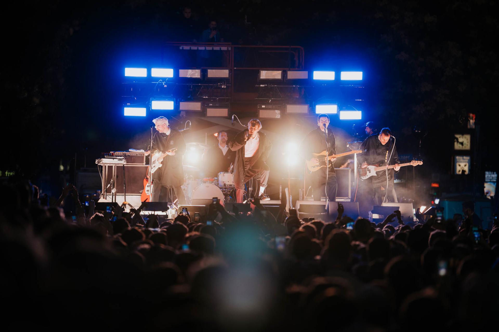 Kraftklub auf dem Spielbudenplatz