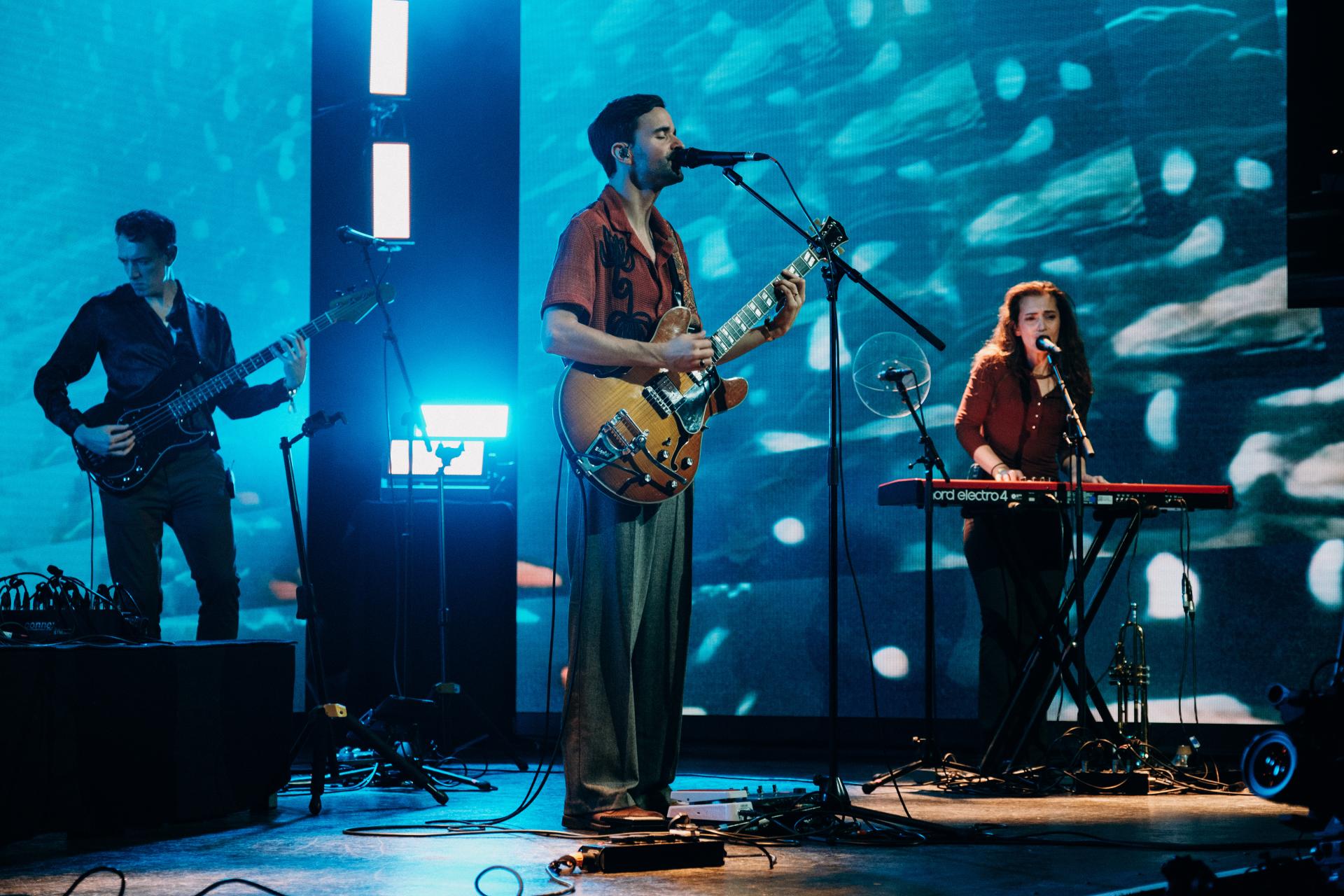 Collide Auftritt von Gizmo Varillas