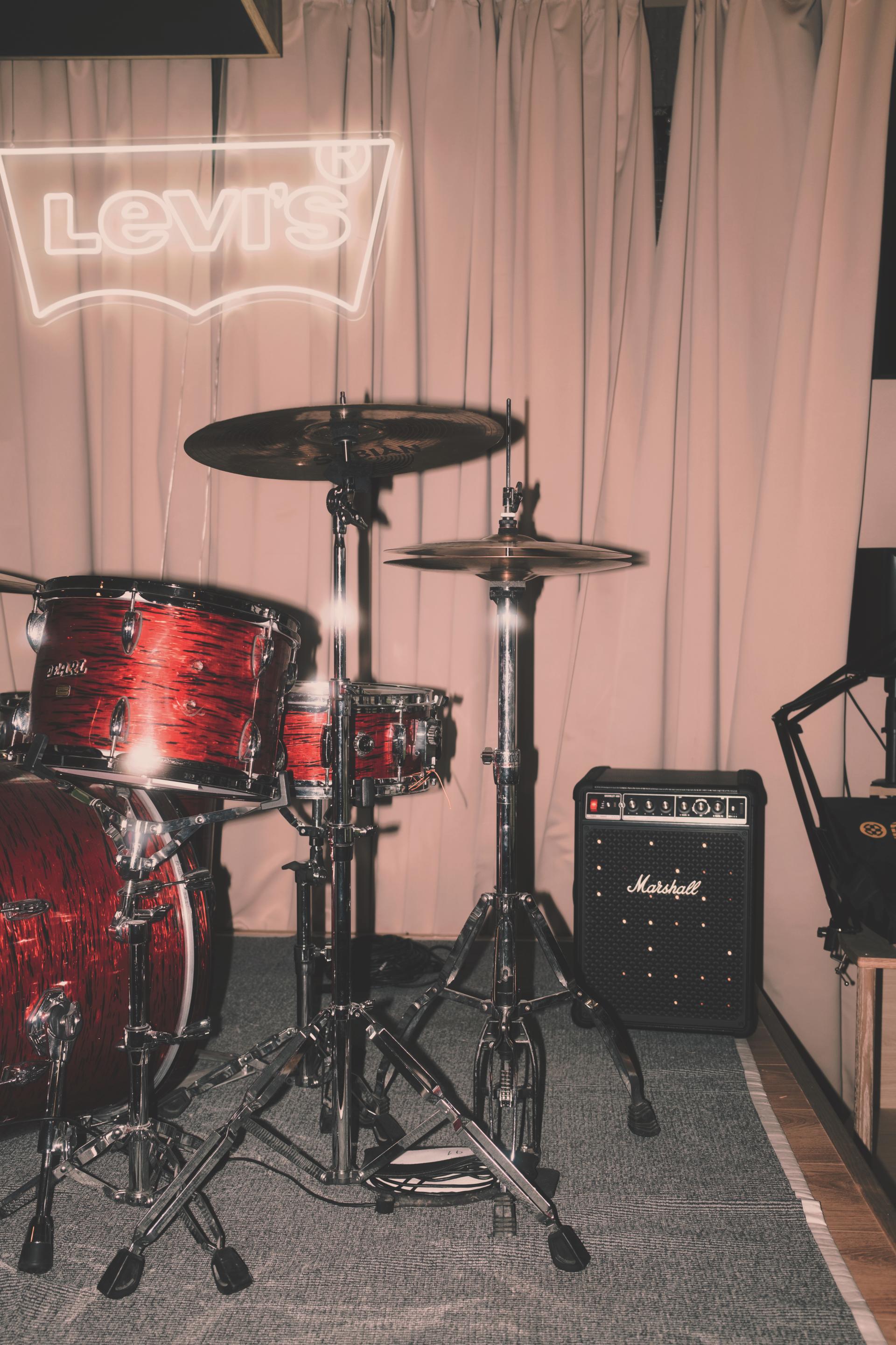 LEVI'S ® Music Showcase