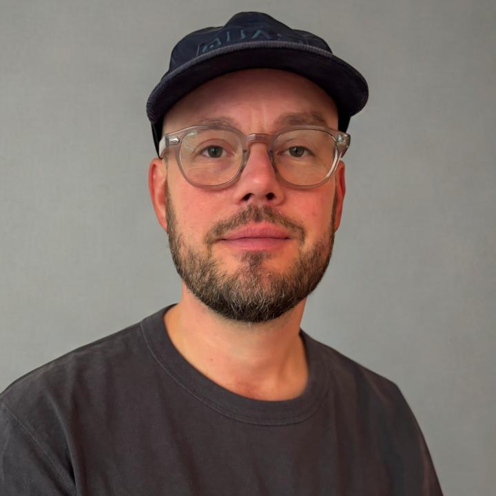 Portrait von Max Domma