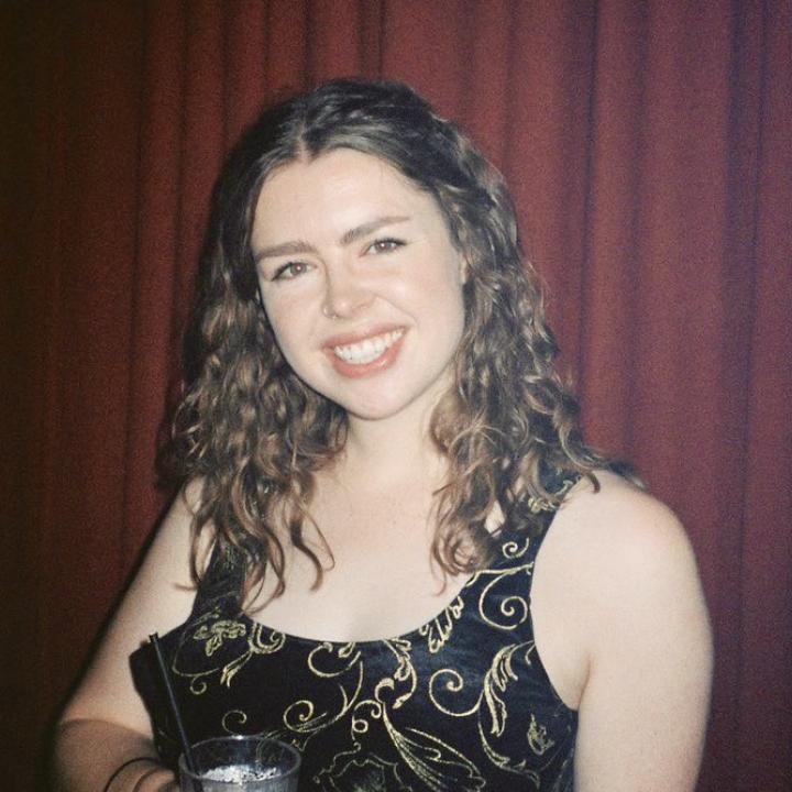 Portrait von Daisy Carter
